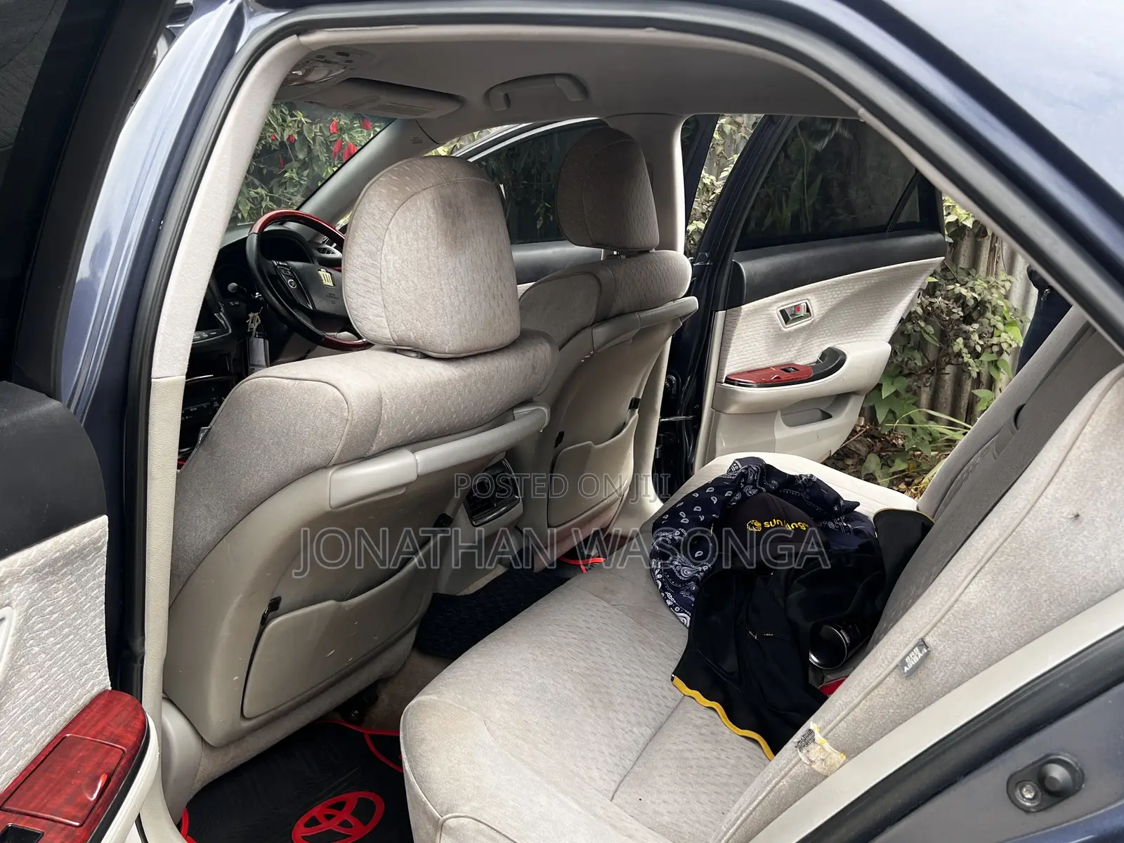 Toyota Crown 2009 Gray