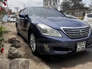 Toyota Crown 2009 Gray