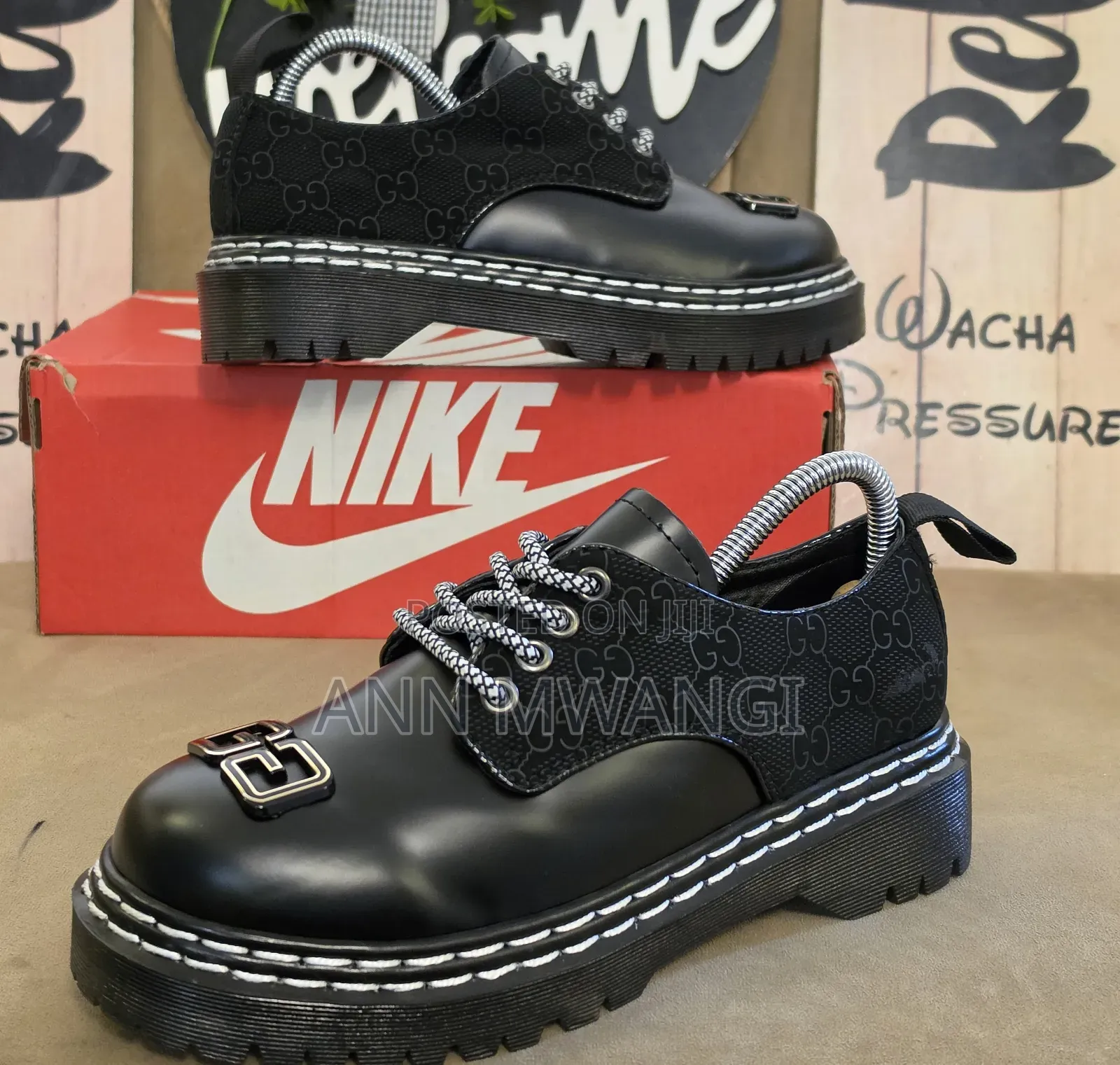 Gicci Dr Martens