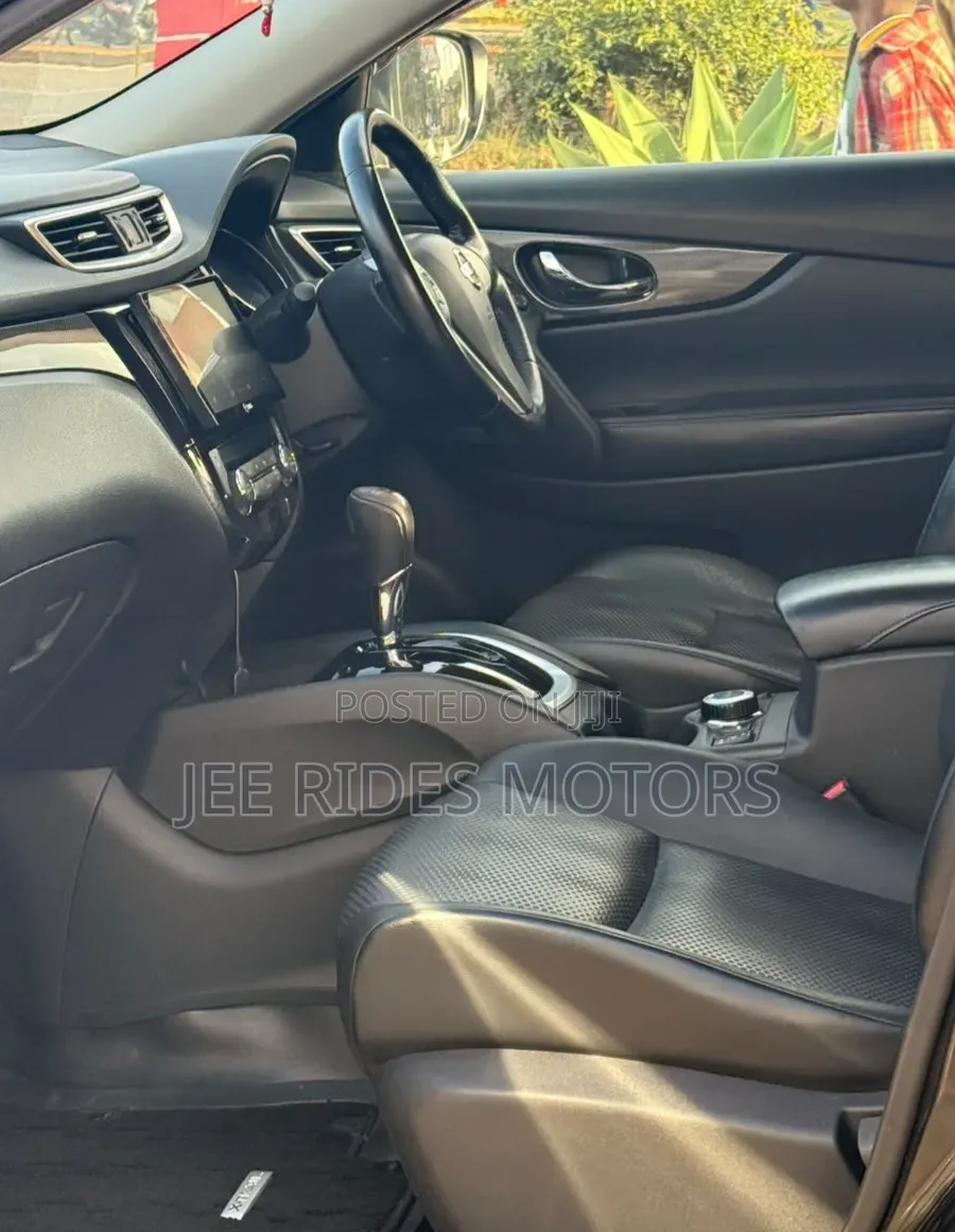 Nissan X-Trail 2015 Matt Black