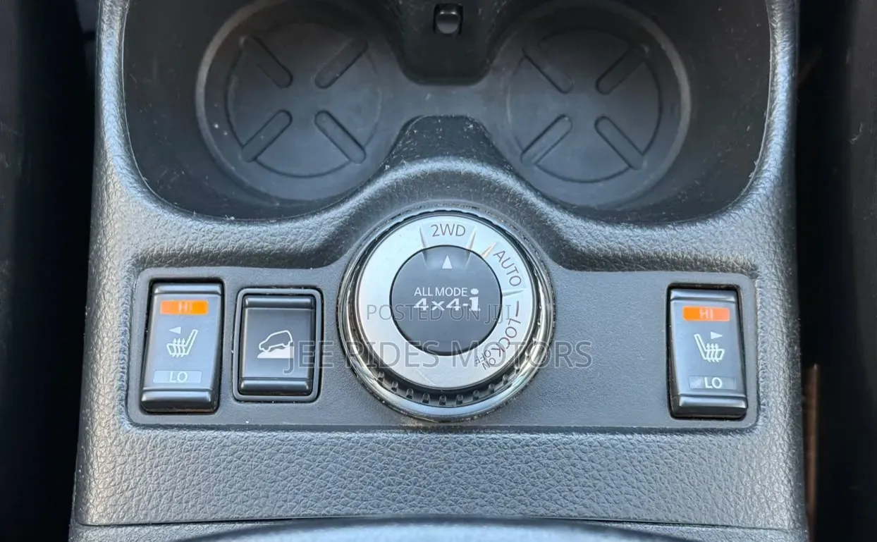 Nissan X-Trail 2015 Matt Black
