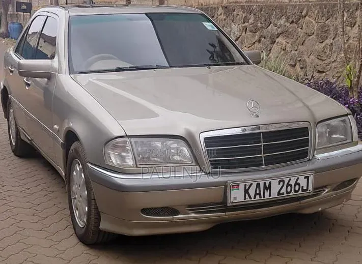 Mercedes-Benz C200 2000