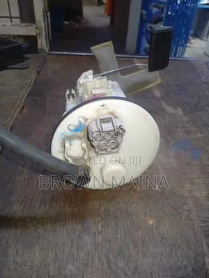 Toyota NZE121 Runx Allex Premio Fuel Pump