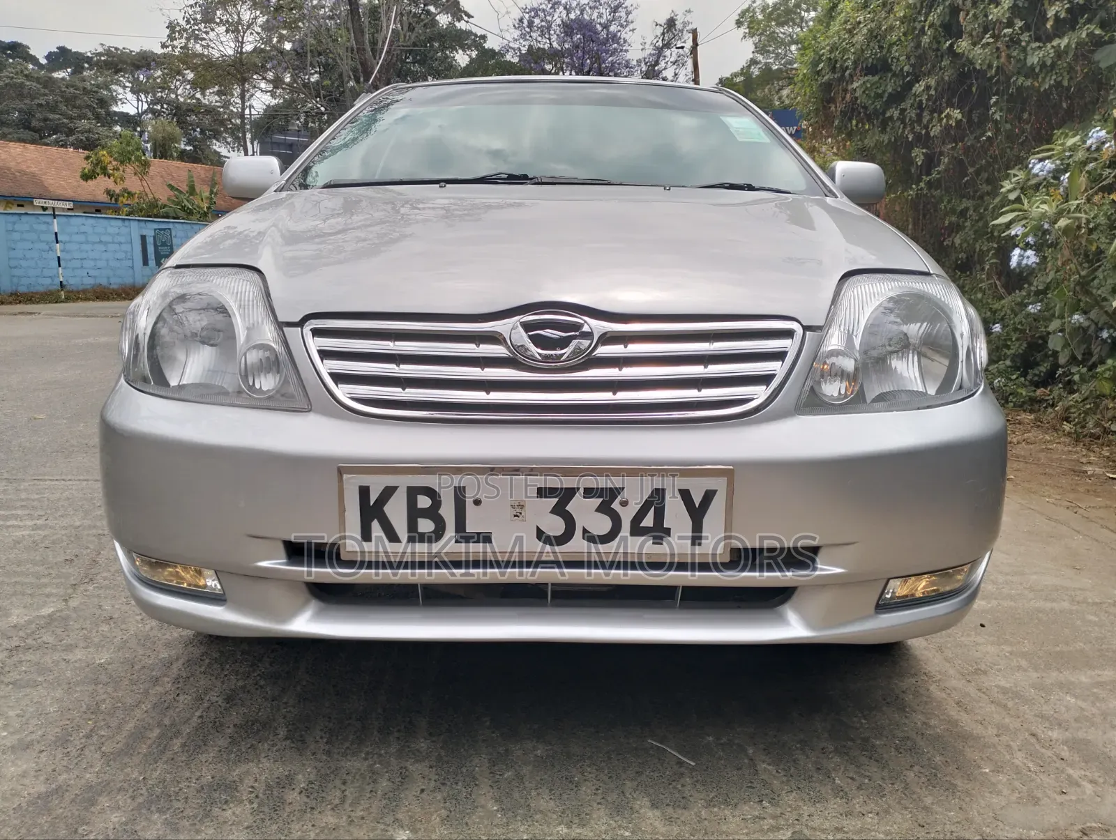 Toyota Corolla 2005 White