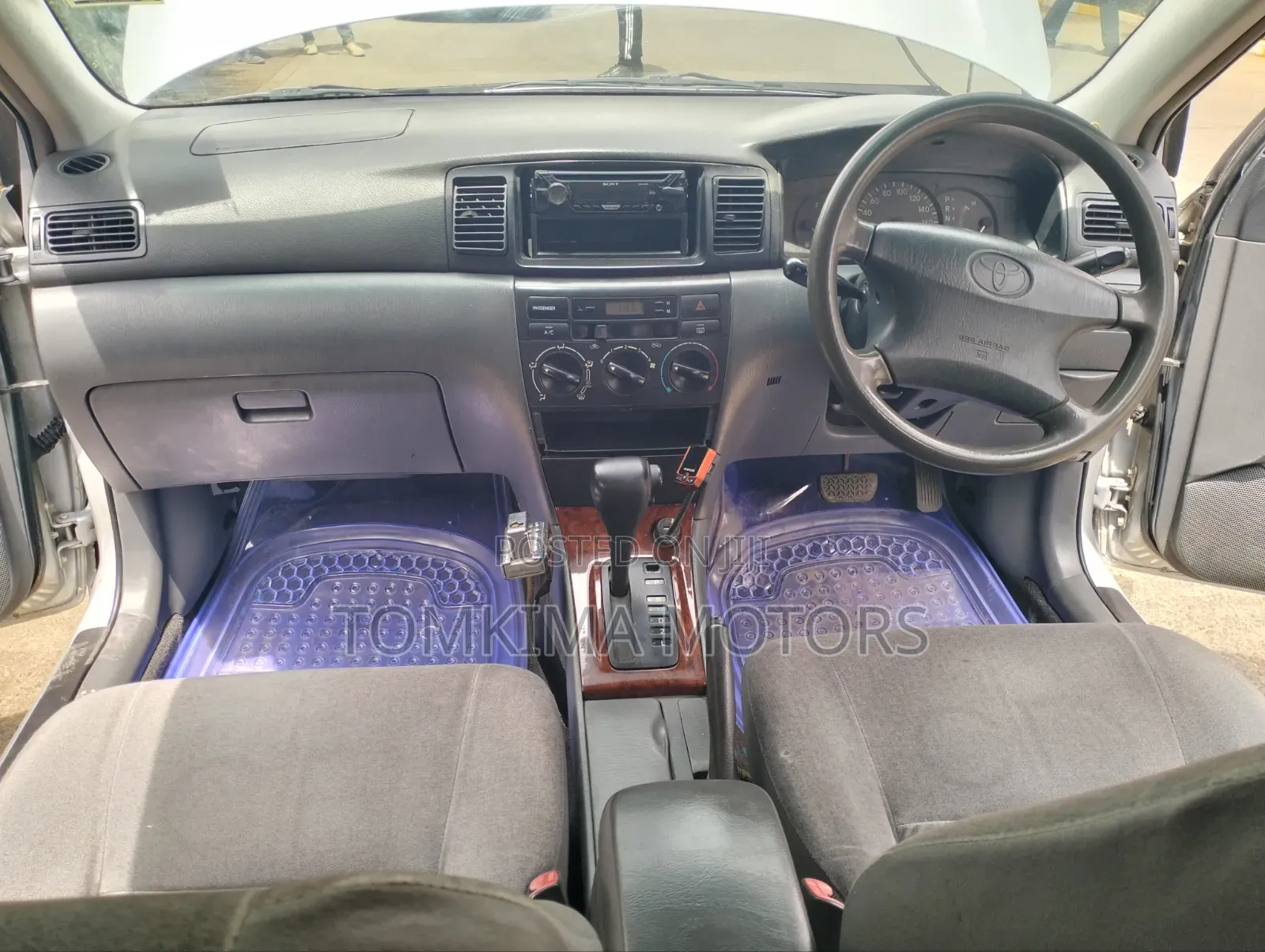Toyota Corolla 2005 White