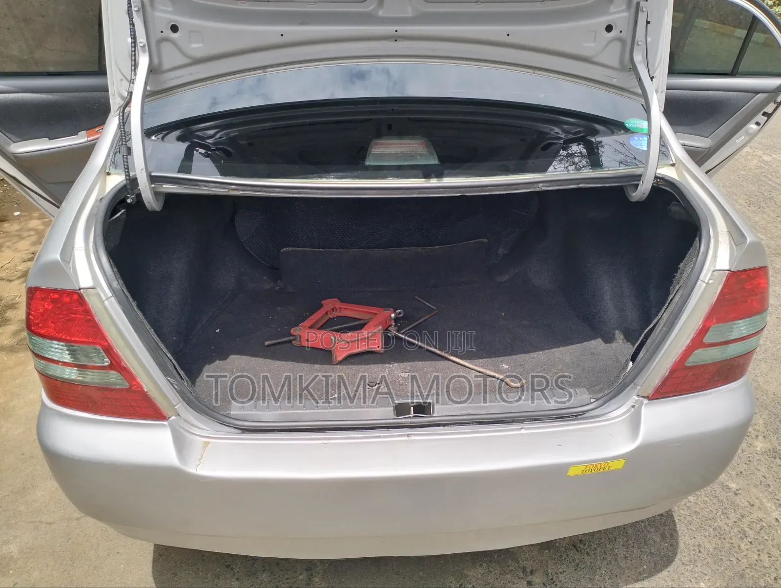 Toyota Corolla 2005 White