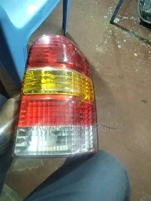 Ford Escape 2010 Taillight