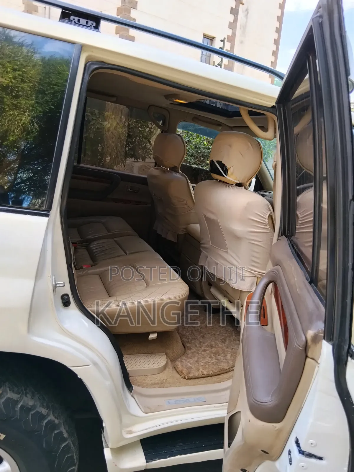 Toyota Land Cruiser 2001 White