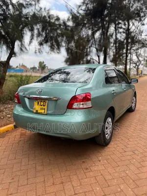 Toyota Belta 2013 Beige