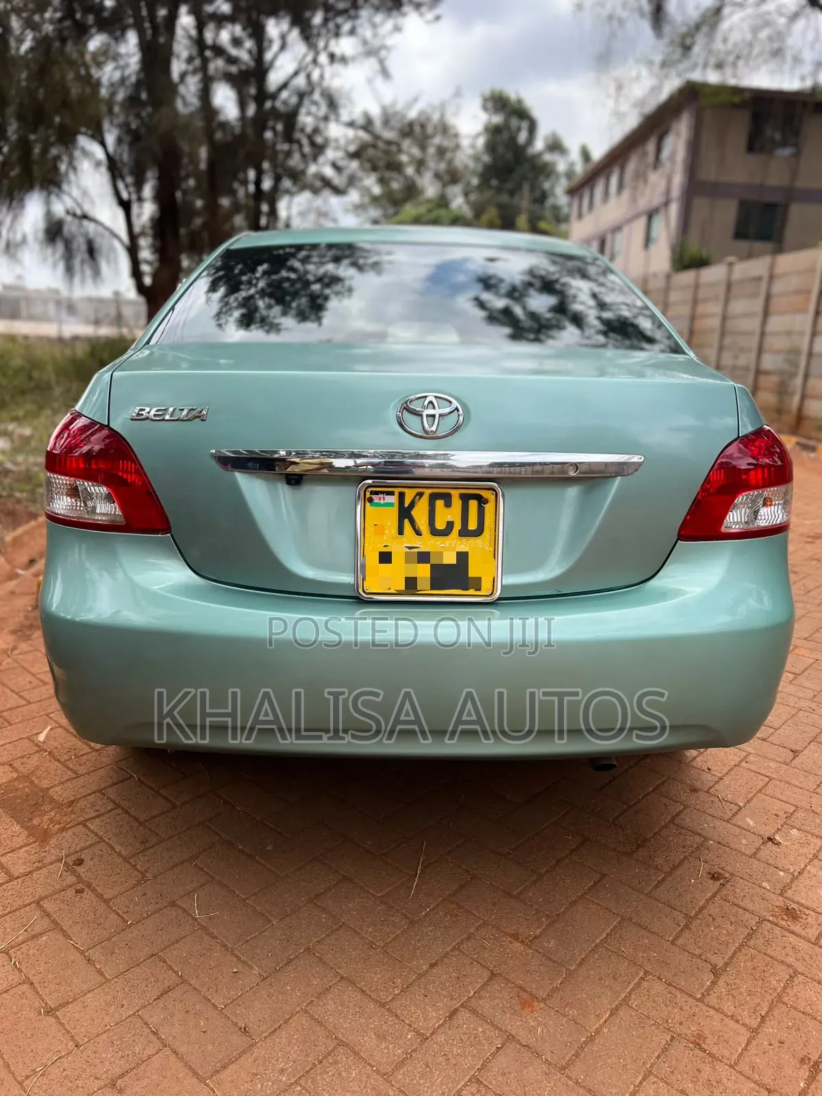 Toyota Belta 2013 Beige