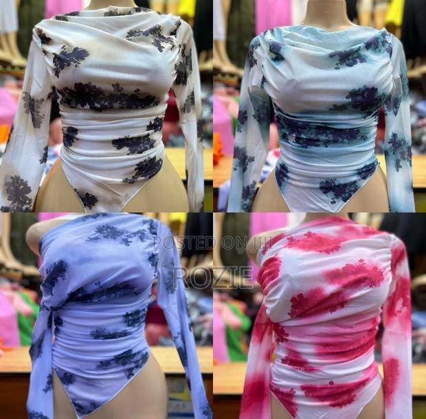 Ladies Floral Long Sleeve Top – Stylish Ruched Blouse