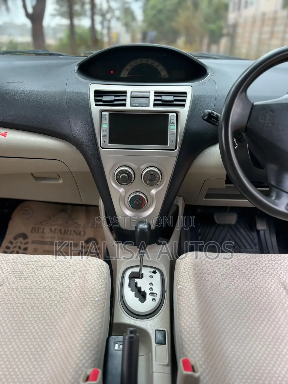 Toyota Belta 2013 Beige