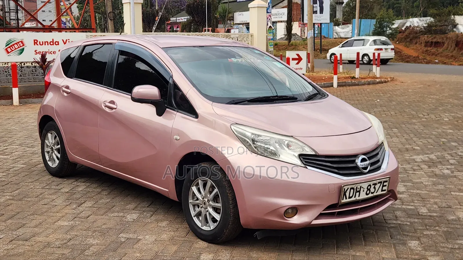 Nissan Note 1.2 Petrol 2012 Pink