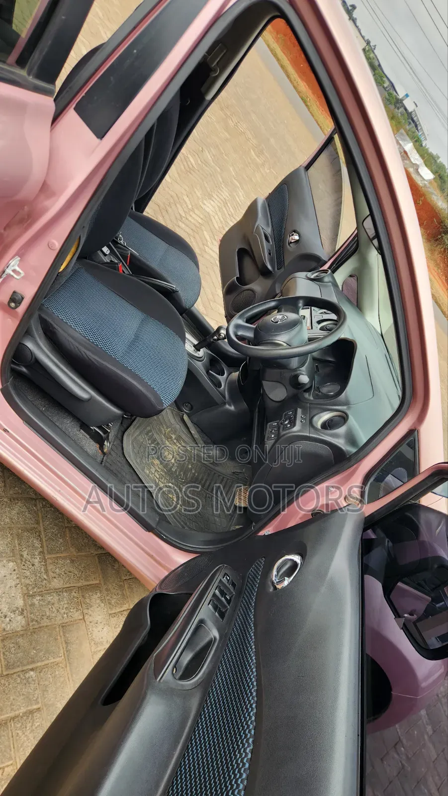 Nissan Note 1.2 Petrol 2012 Pink