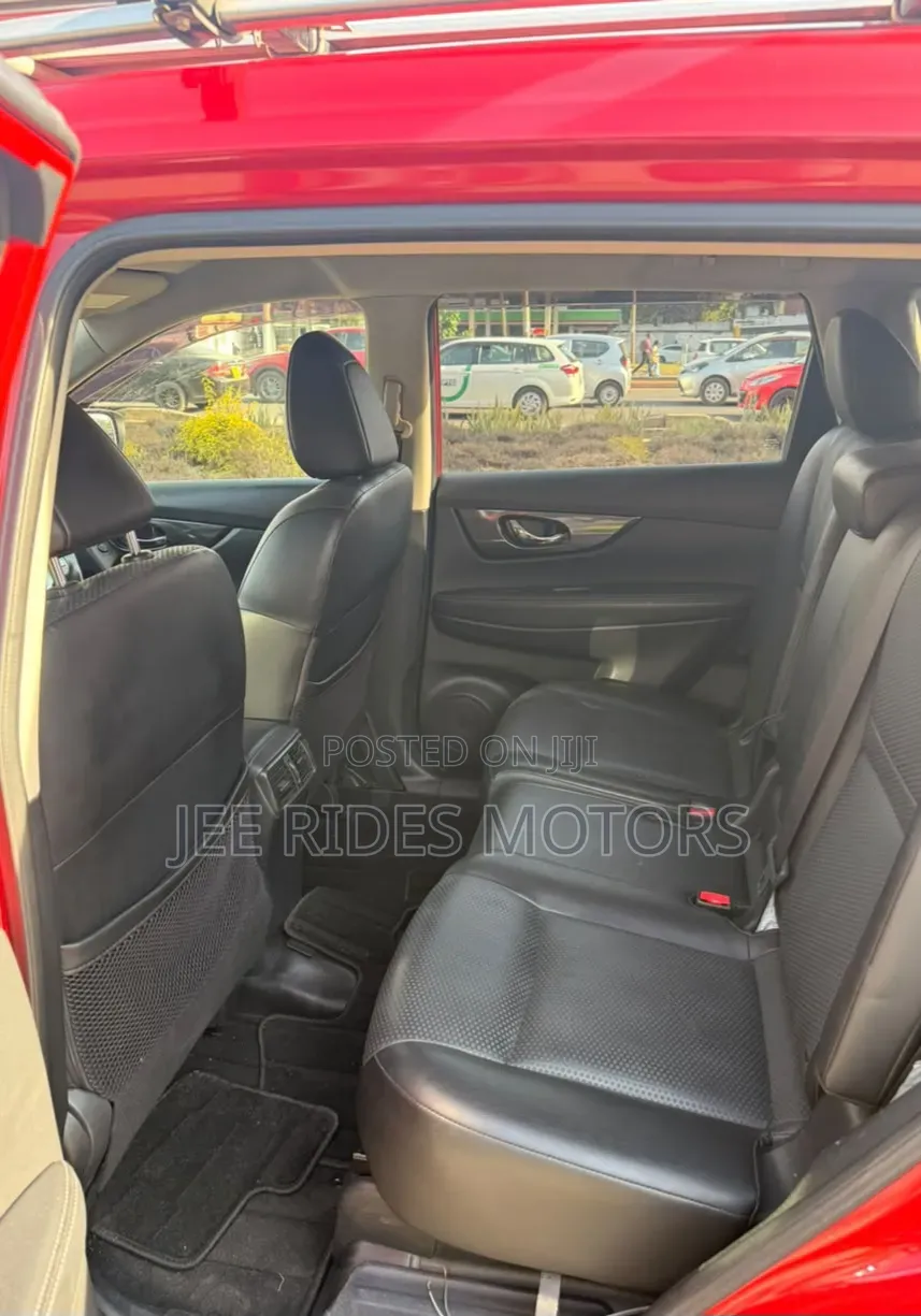 Nissan X-Trail 2017 Red