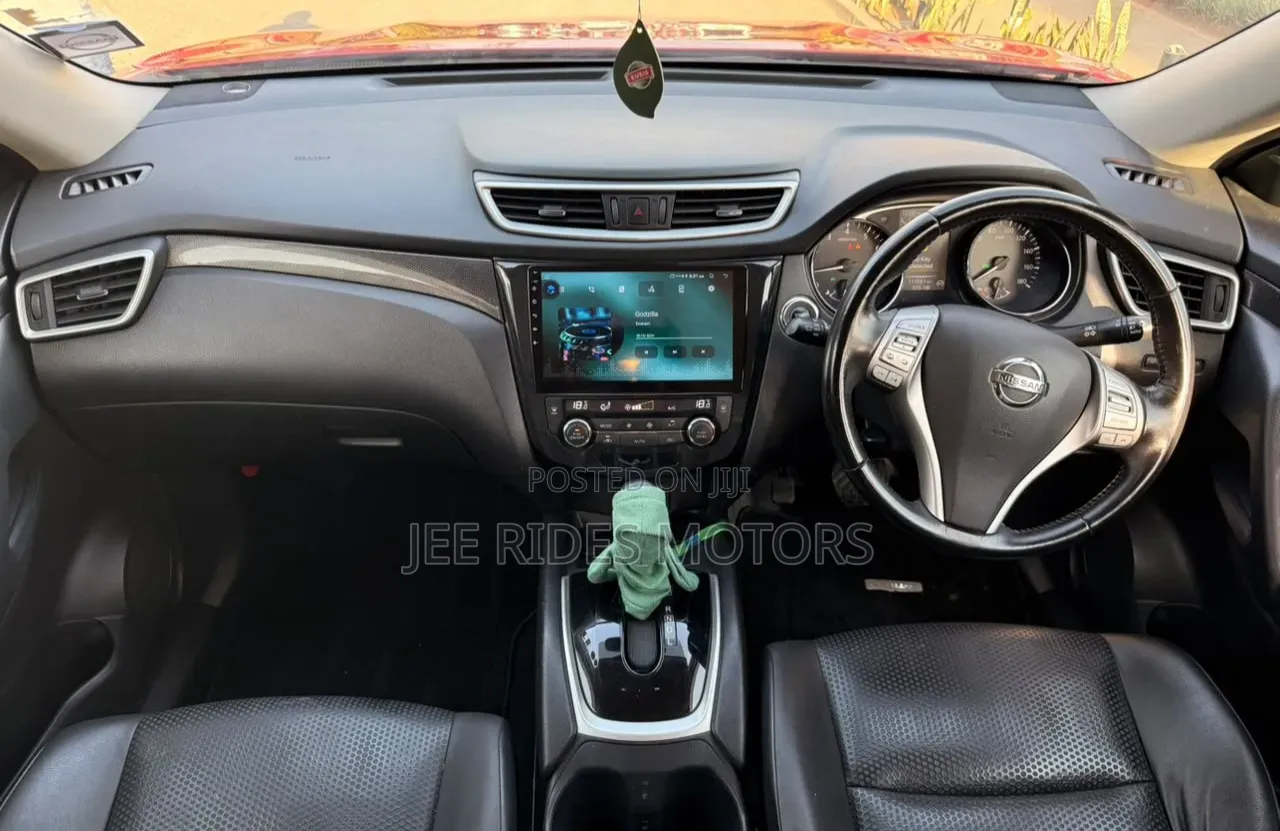 Nissan X-Trail 2017 Red