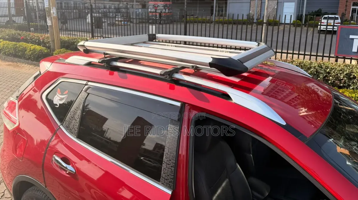 Nissan X-Trail 2017 Red