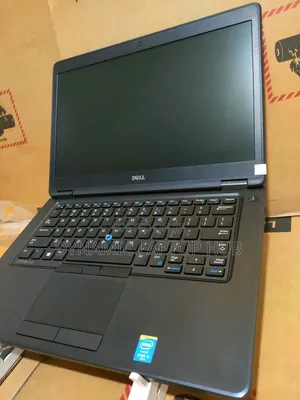 Laptop Dell Latitude 5550 8GB Intel Core i7 SSD 256GB