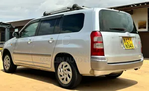Toyota Succeed 2011 Silver