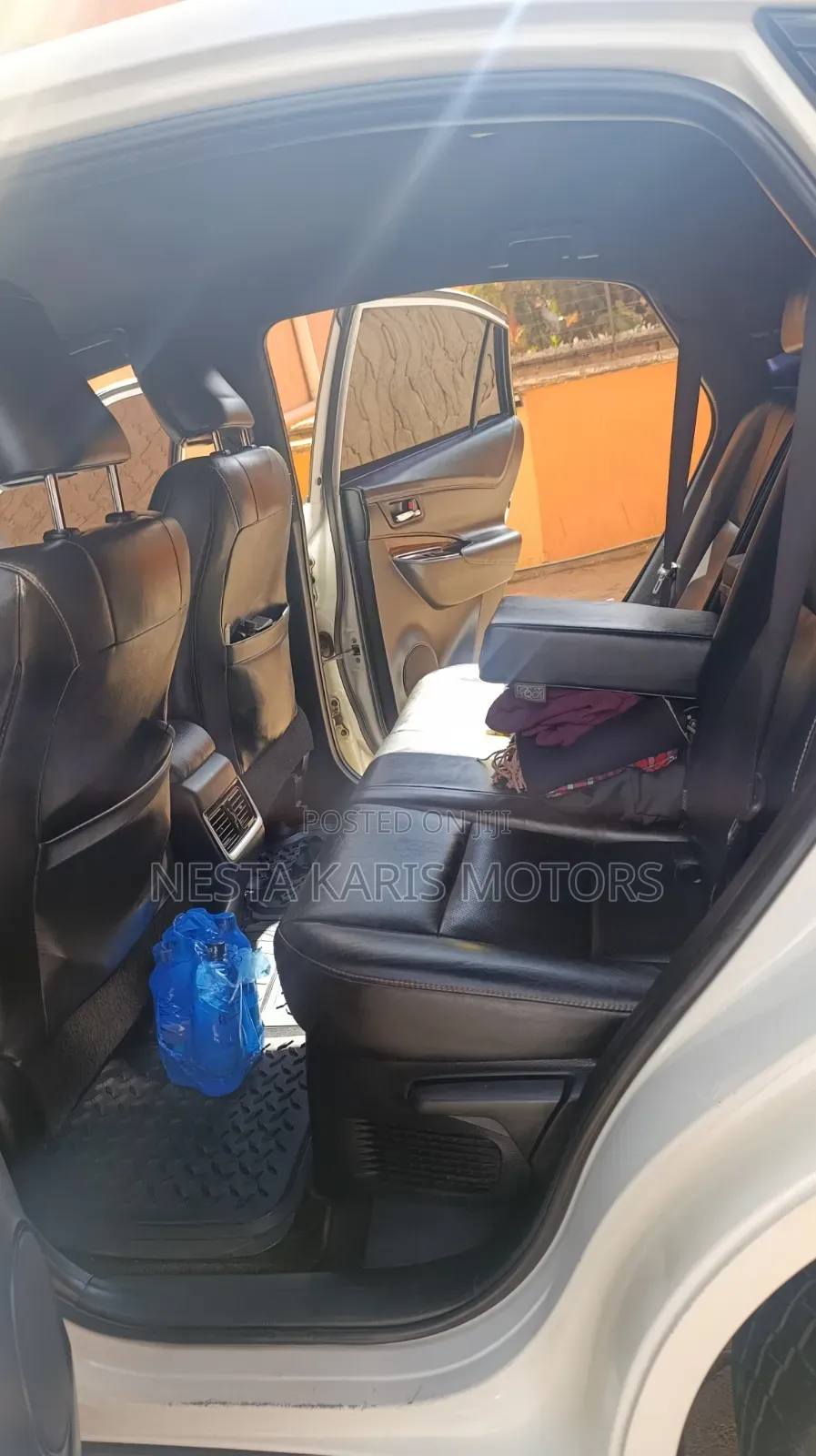 Toyota Harrier 2.0 2015 White