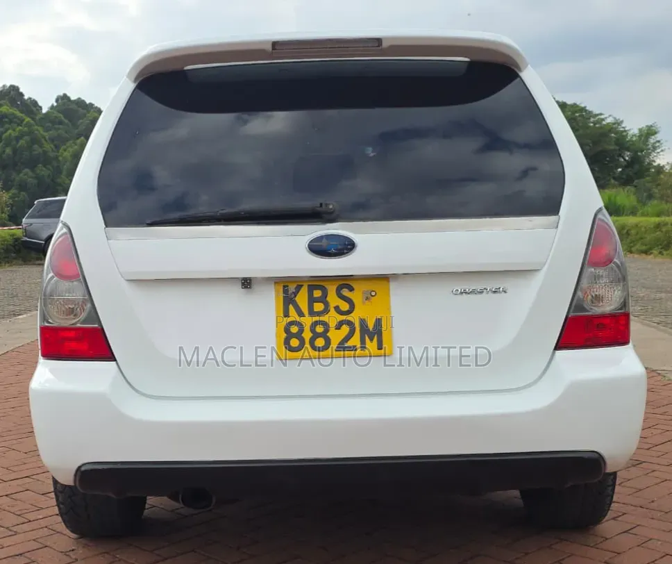 Subaru Forester 2005 White