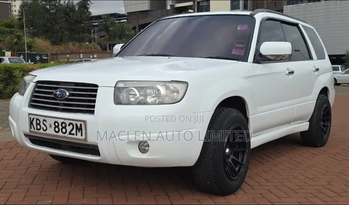 Subaru Forester 2005 White