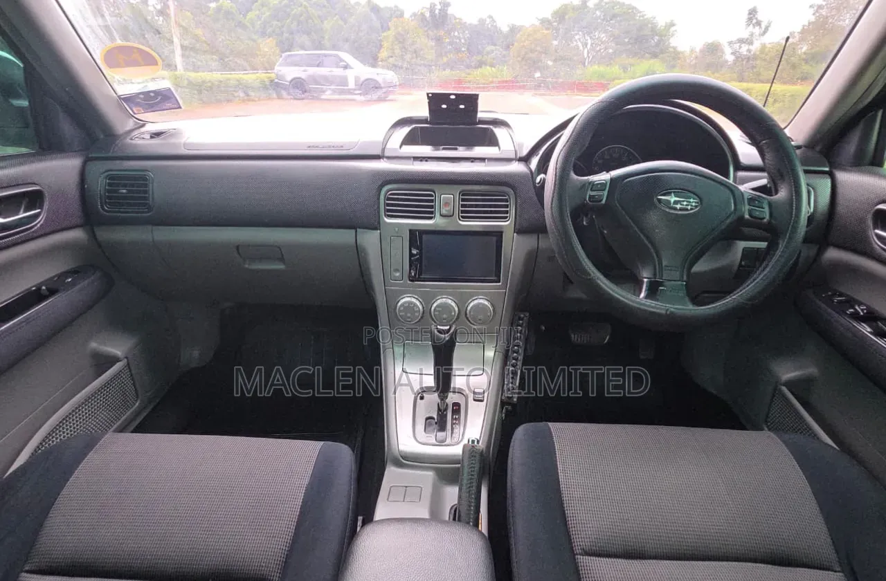 Subaru Forester 2005 White