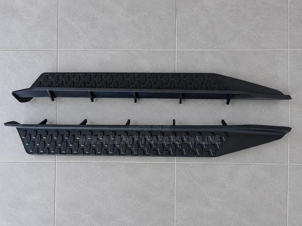 Hilux TRAVO Single Cab Side Steps - Pair - main view