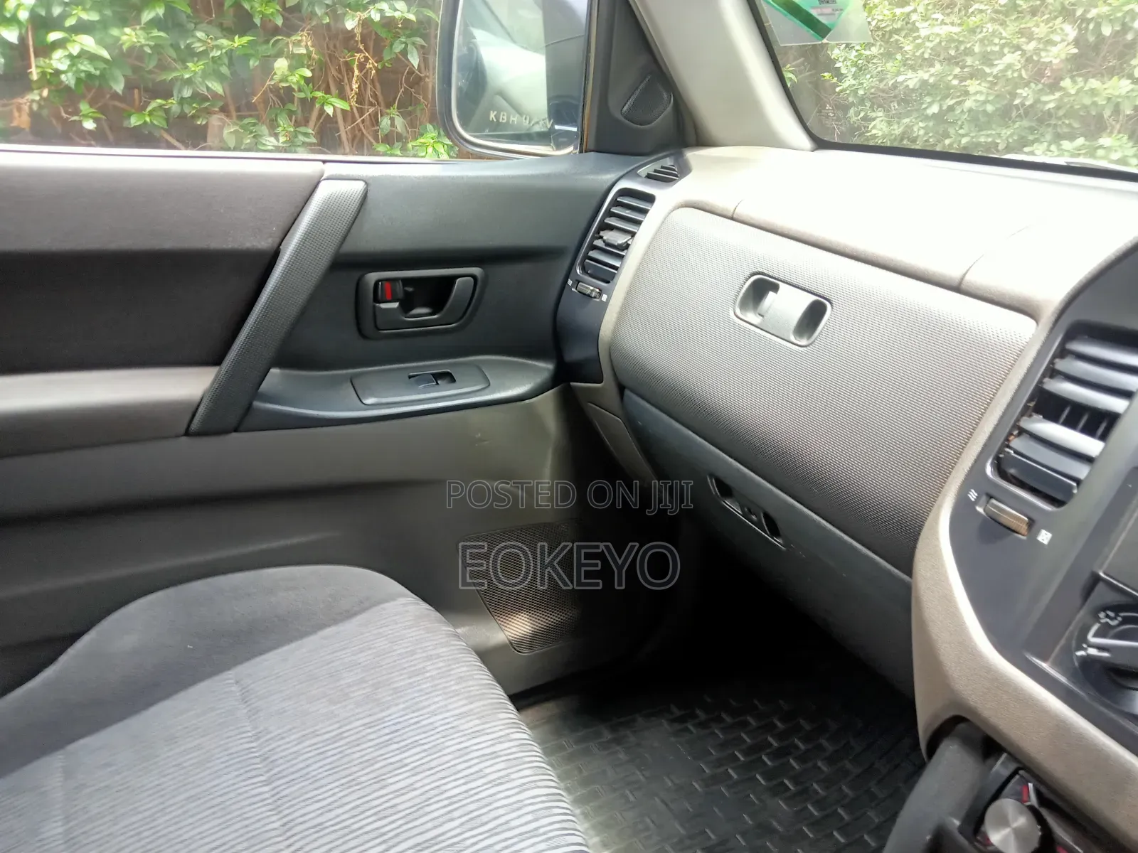 Mitsubishi Pajero Sport 2004 Silver