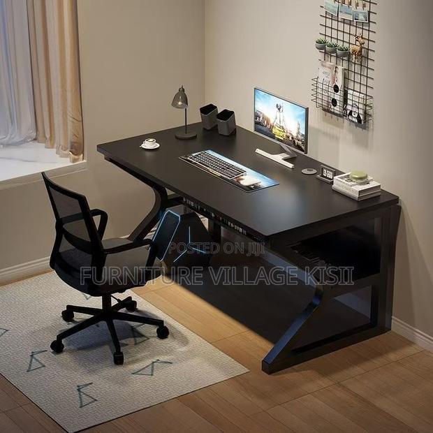 120cm Generic Home Computer Table - main view