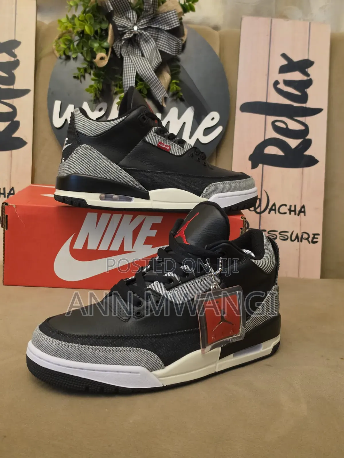 Jordan 3 Levis