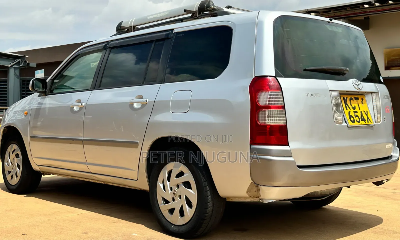 Toyota Succeed 2011 Silver
