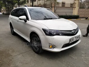 Toyota Corolla Fielder 2015 White