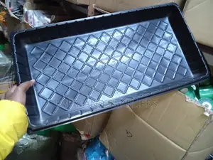 Hydroponic Trays for Controlled Environments - No Holes