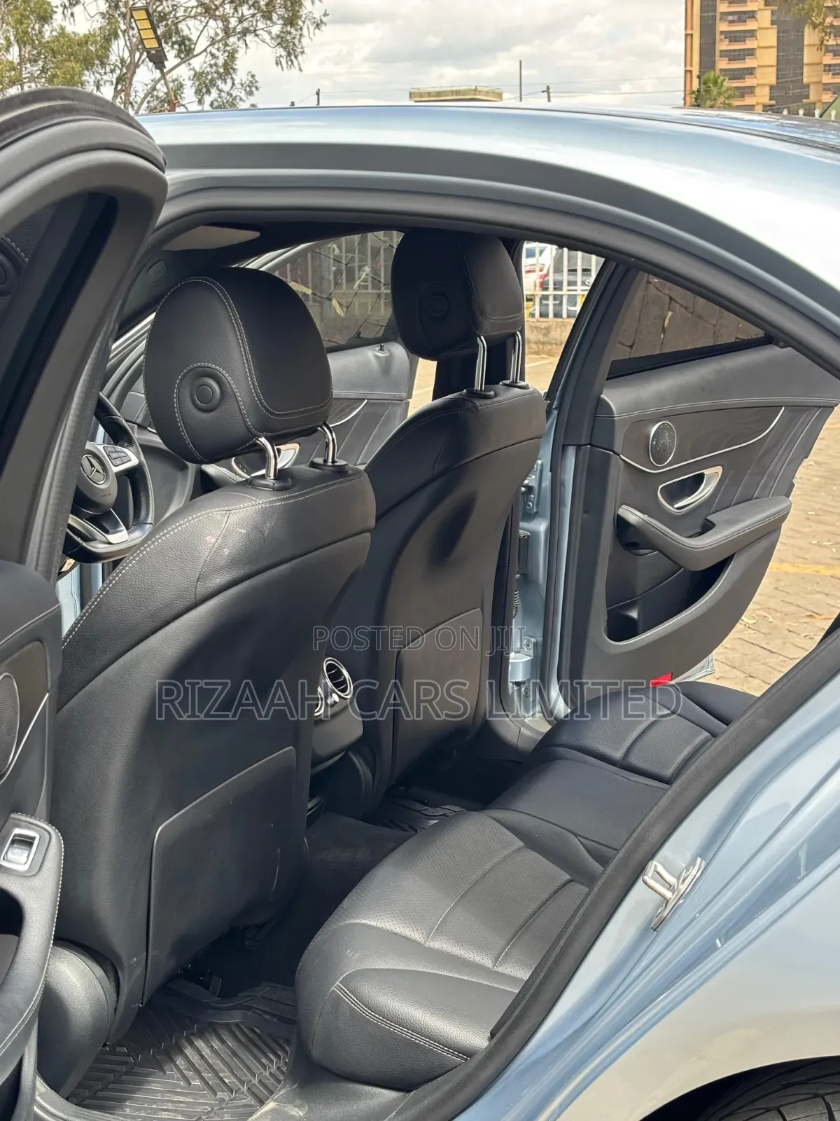 Mercedes-Benz C200 2017 Silver