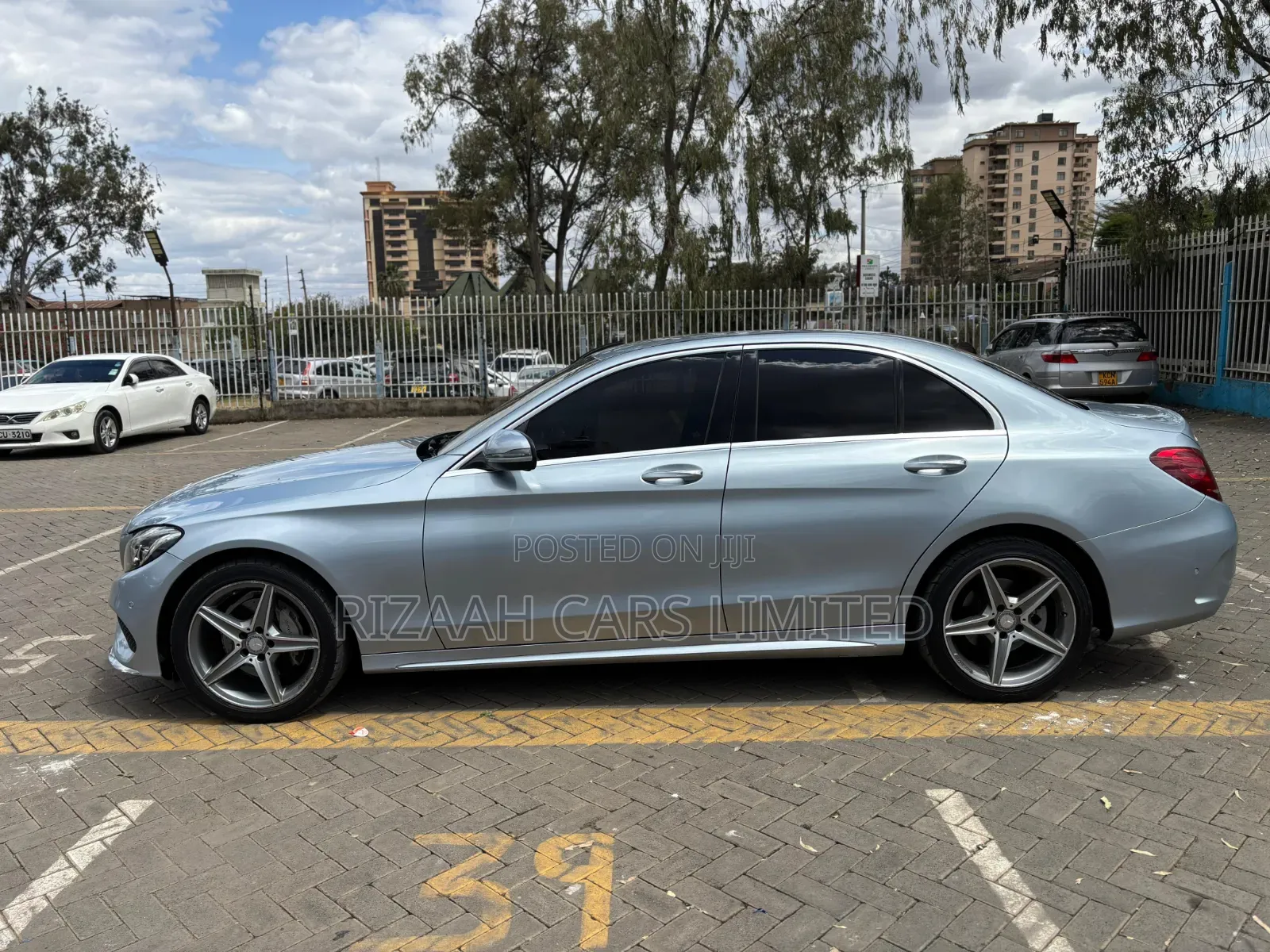 Mercedes-Benz C200 2017 Silver