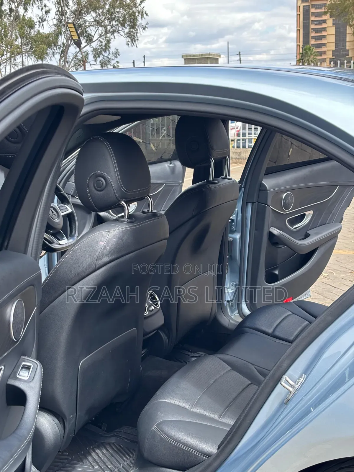 Mercedes-Benz C200 2017 Silver