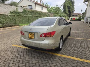 Nissan Bluebird 2008 Gold