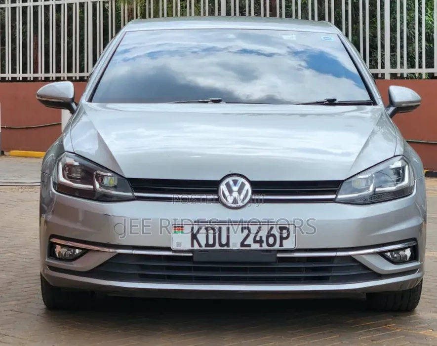 Volkswagen Golf 2018 Silver
