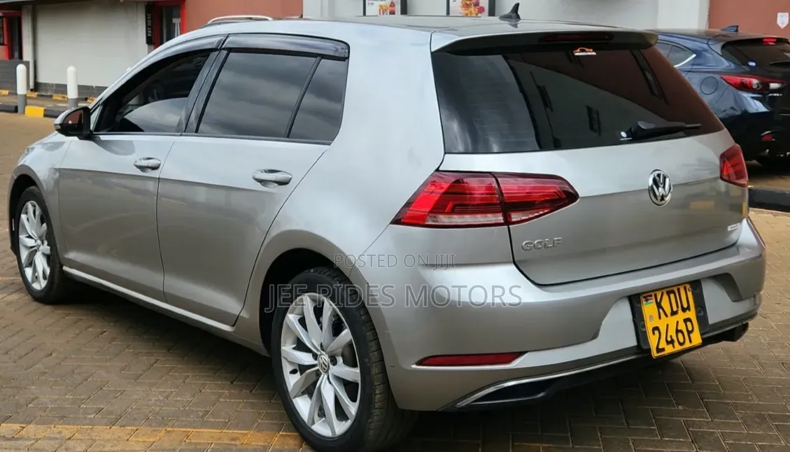 Volkswagen Golf 2018 Silver