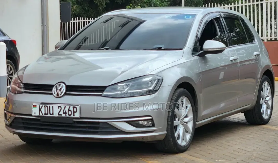 Volkswagen Golf 2018 Silver