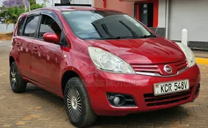 Nissan Note 2011 Maroon