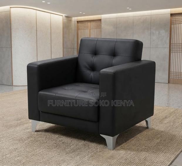 Sofa; Single Seater Executive High Back Leather Sofa - main view