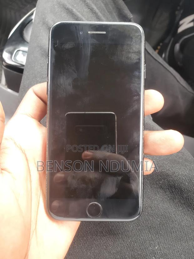 Apple iPhone 7 128 GB Black