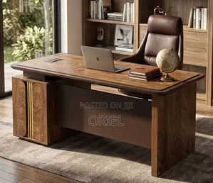1200mm Executive Office Desk – Compact Modern Workstation