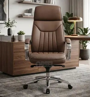 Brown Executive Office Chair – Professional Managerial Desk Seat