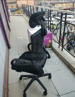 Breathable Mesh Computer Chair for Office Use