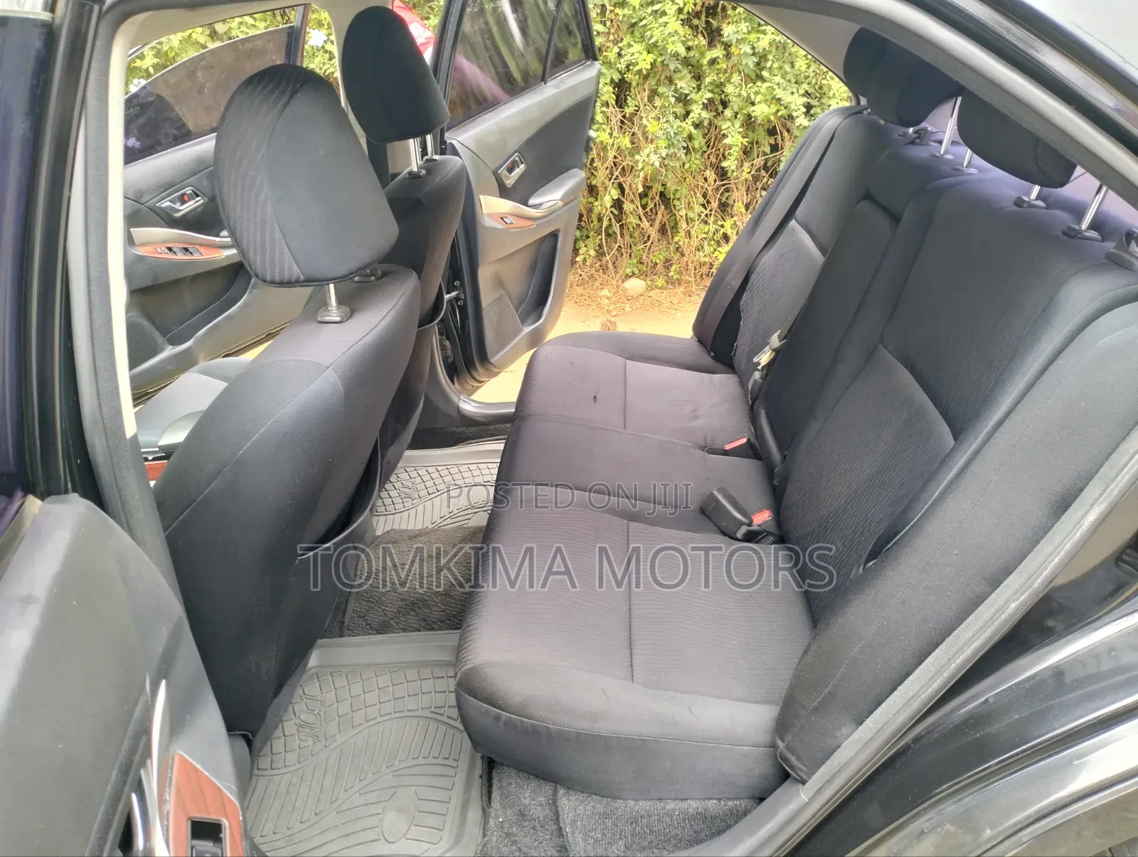 Toyota Premio 2011 Black