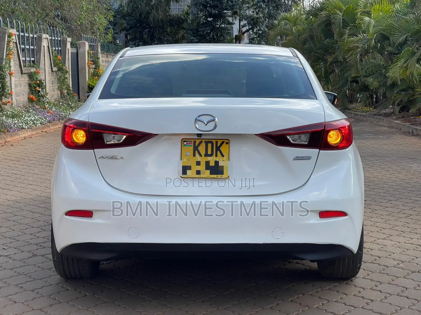 Mazda Axela 2015 White