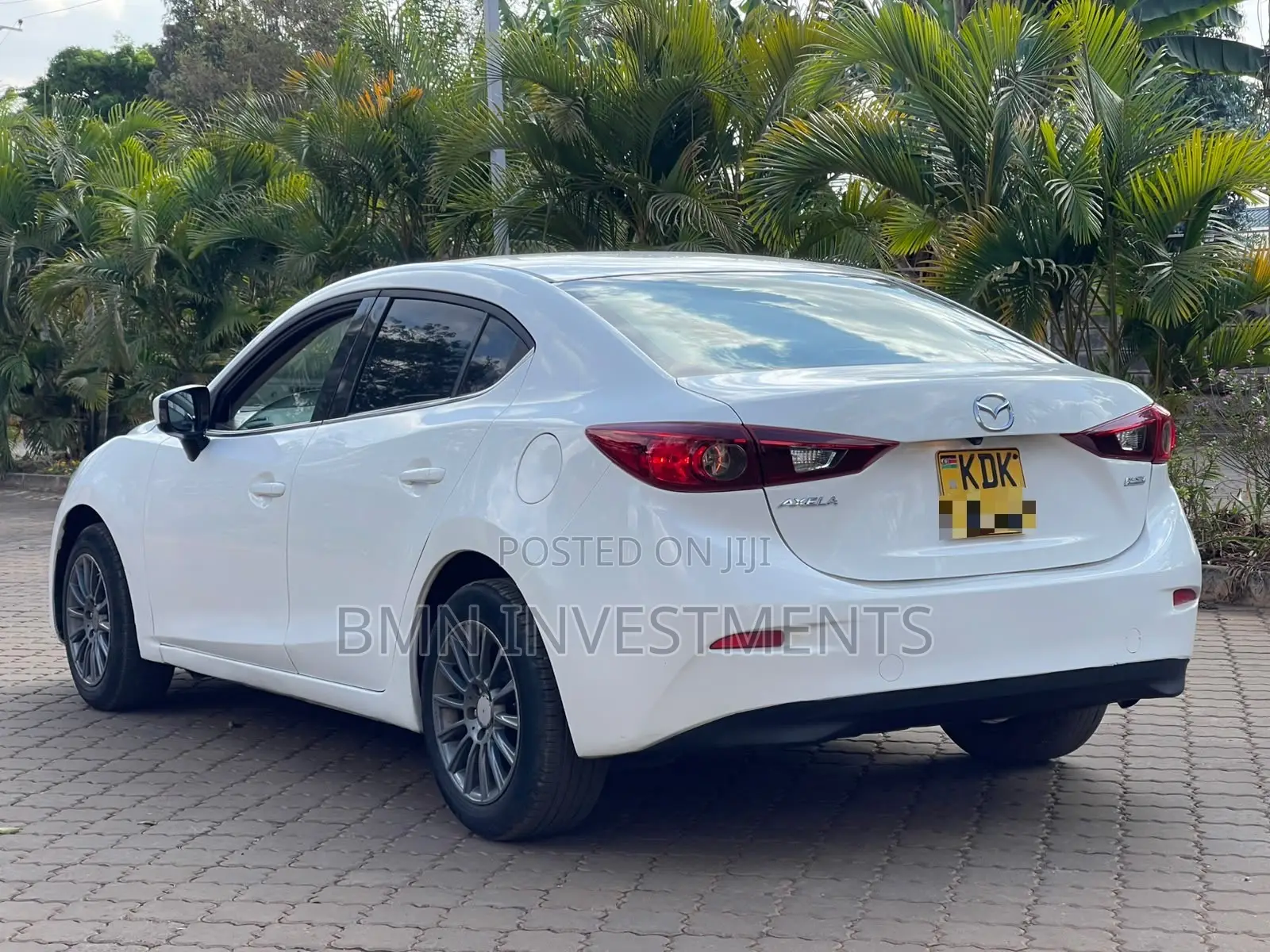 Mazda Axela 2015 White